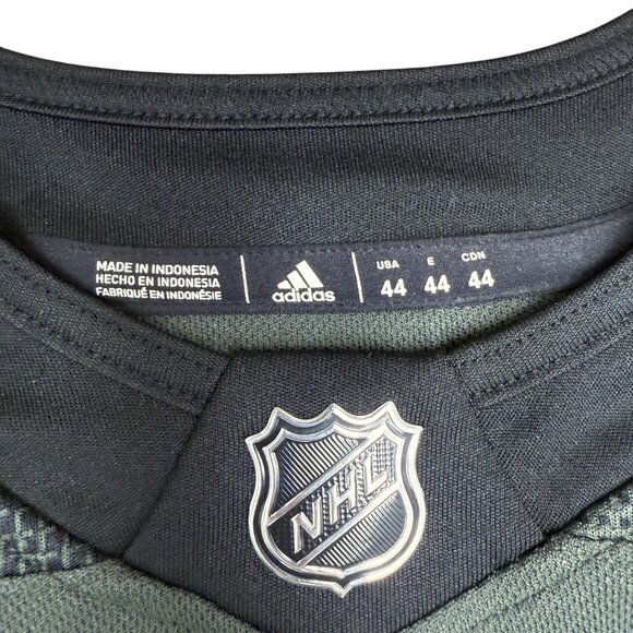 EUC Men's PHILADELPHIA FLYERS Military Appreciation Carter Hart Jersey | Size 44 - Picture 3 of 14